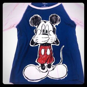 Disney Adult Small 3/5 Mickey Mouse T-shirt